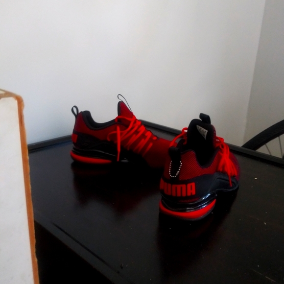 Shoes - Picture 1 of 2